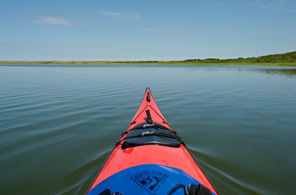 Kayaking_at_Coskata_(KN)-2-(ZF-0683-92932-1-005)