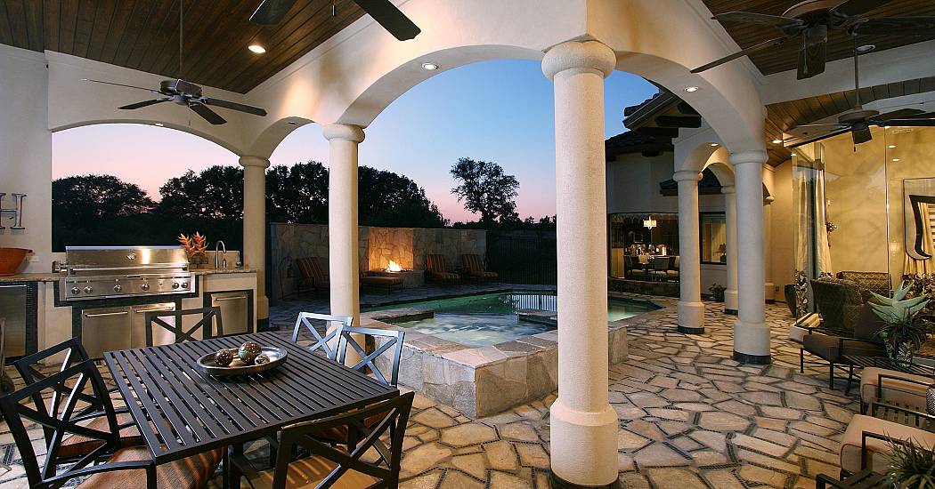 horseshoe-bay-contemporary-outdoor-kitchen.jpg