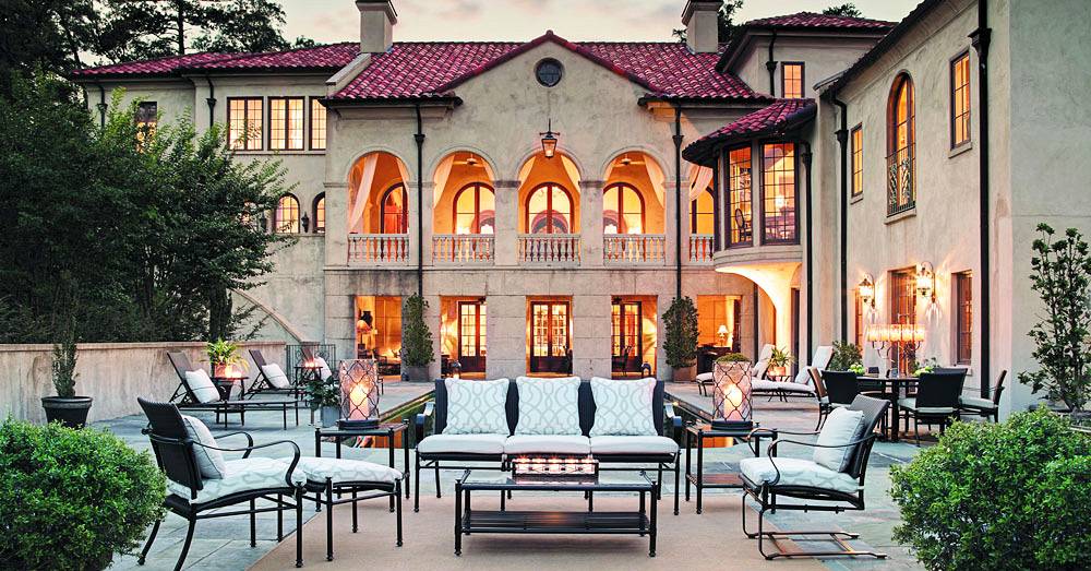 Outdoor-Furniture_blog.jpg