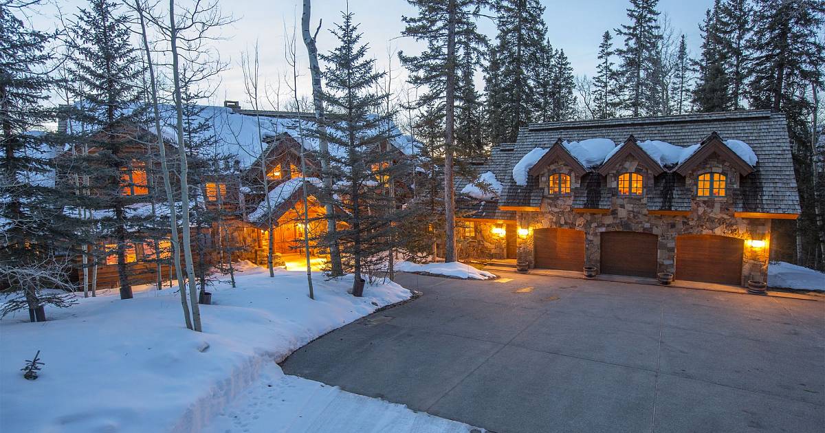 Log Ski Retreat
