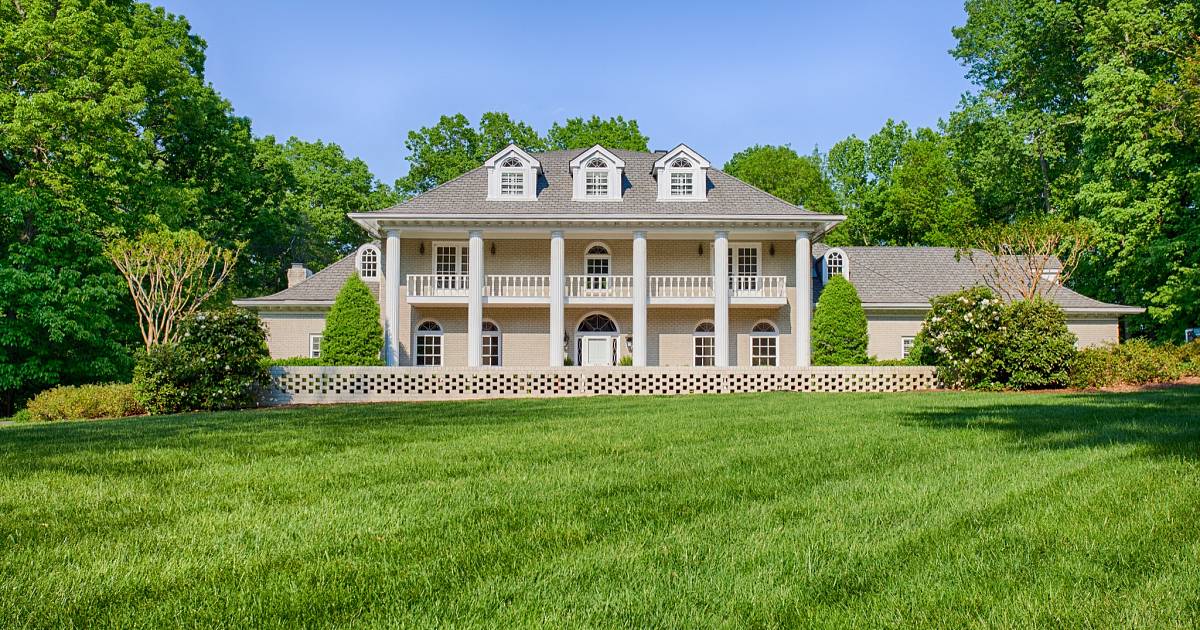 2800 Lake Forest Drive, Greensboro, N.C.