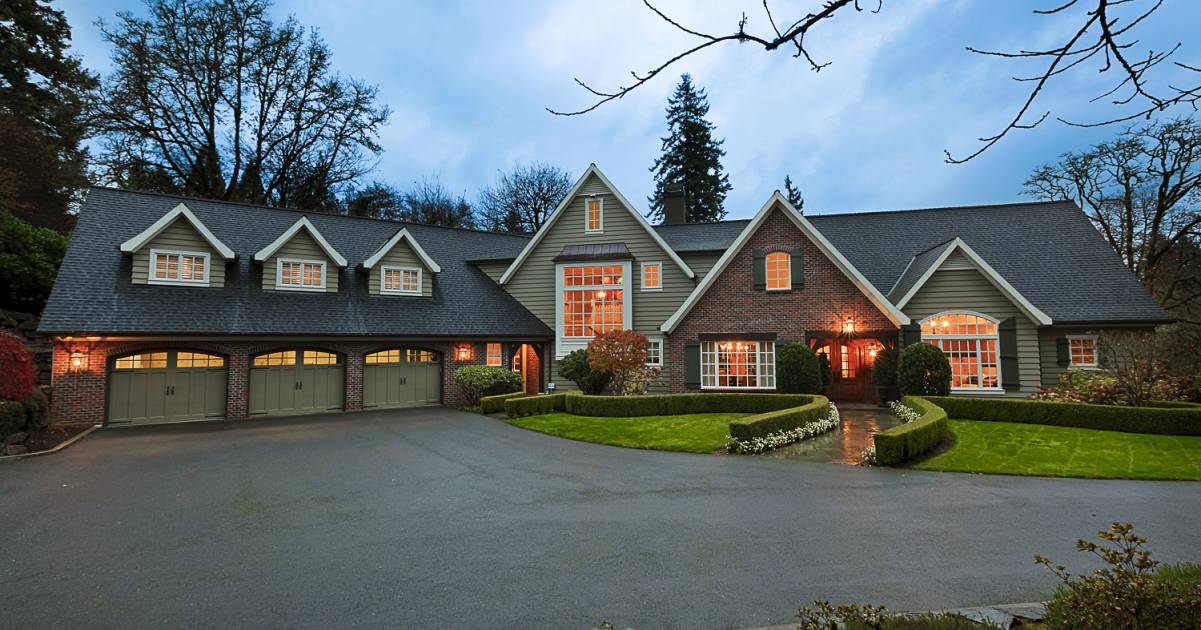 Exlusive traditional on 1.2 acres 