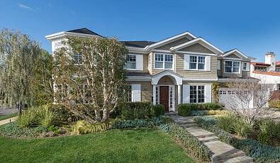 Sophisticated And Elegant Home 