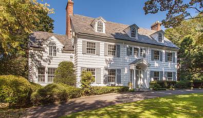 SPECTACULAR SCARSDALE ESTATE ON 1.52 ACR