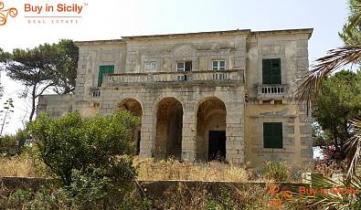 Ancient Villa 