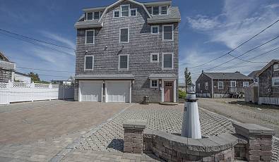 OCEANFRONT COLONIAL HOME, Westbrook CT