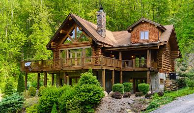 Alluring Private Cabin Home 