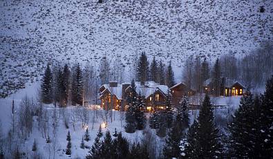 Summit Estate on 214 acres 