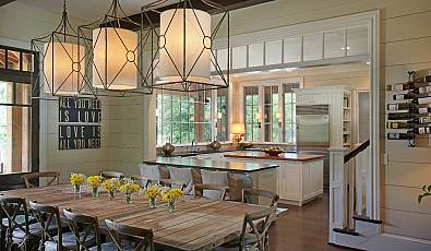 Our Favorite Pins of the Week: Luxurious Dining Rooms with Bold Lighting