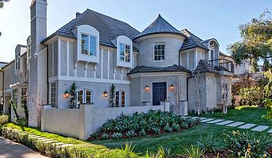 BEAUTIFULLY RENOVATED SANTA MONICA HOME